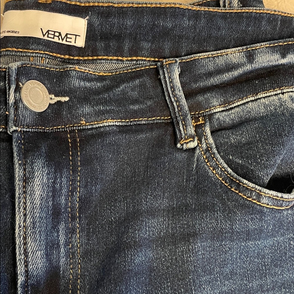 Vervet Dark Wash Size 18 5 Pocket Jean Raw Hem Ankle No Stains or Flaws